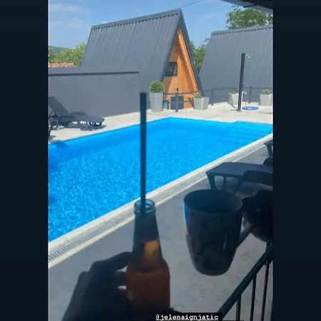 Villa Cool House And Pool, Banja Vrujci