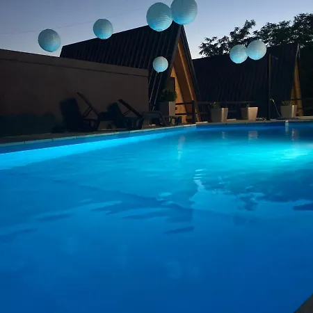 Cool House And Pool, Banja Vrujci Rakari