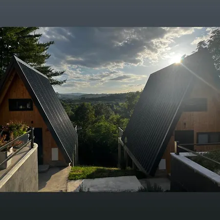 Cool House And Pool, Banja Vrujci Villa